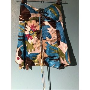 CANDIE’S Strapless flowy top